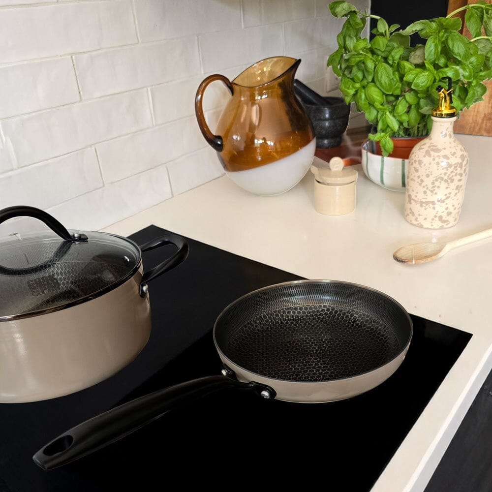 Cook & Pan - Honey Taupe of Mind Pannenset 7-delig Pannenset Cook & Pan 